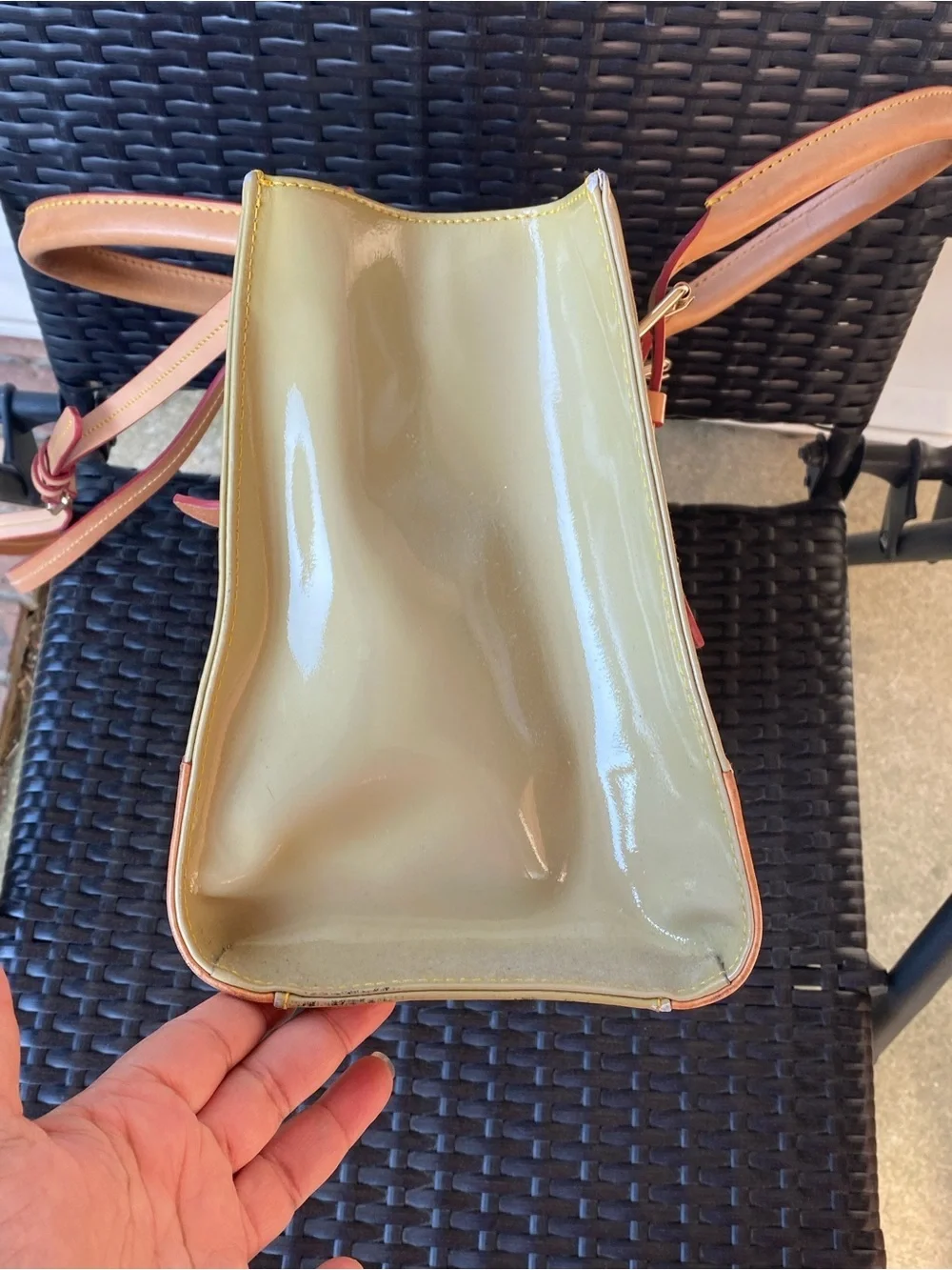 Dooney&Bourke Patent Leather Satchel/Crossbody